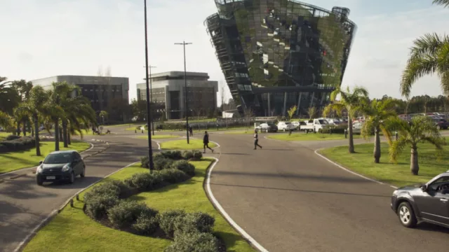 Viatik y Zonamerica firmaron un acuerdo para que los colaboradores puedan ir y venir en auto