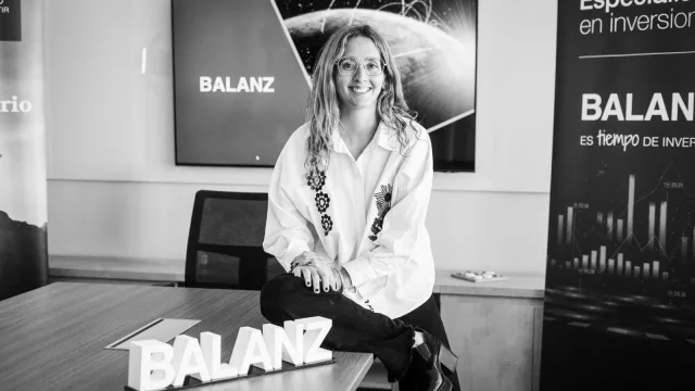 Carolina Sur - Financial Advisor