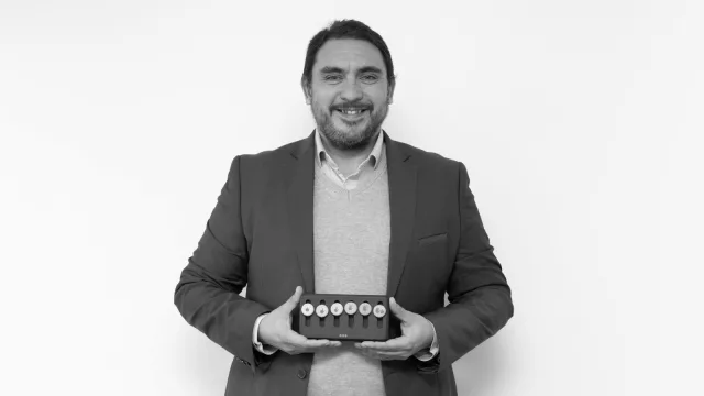 Javier Pérez - Controller