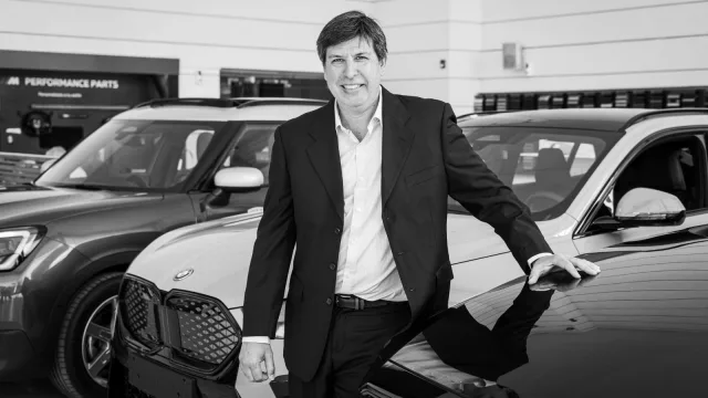 Jefe de repuestos - Adrián Changala