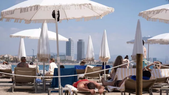 España suma 2,5 millones de turistas estadounidenses este año, un 13% más, encaminándose a cifras récord