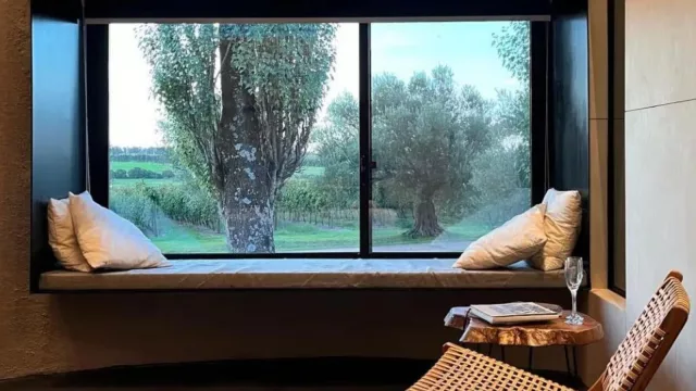 Una noche en las piletas (es primavera y Bodega Spinoglio florece con Hotel de Viña)