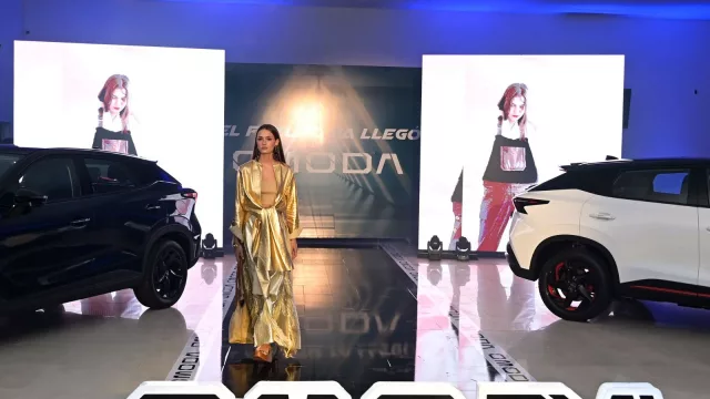 Omoda C5 se posiciona en el mercado uruguayo entregando su centésima unidad