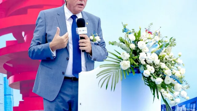 Cutcsa anda enchufada: 280 buses eléctricos para 2026 y un plan ambicioso hacia 2040 (110 millones de dólares de inversión)