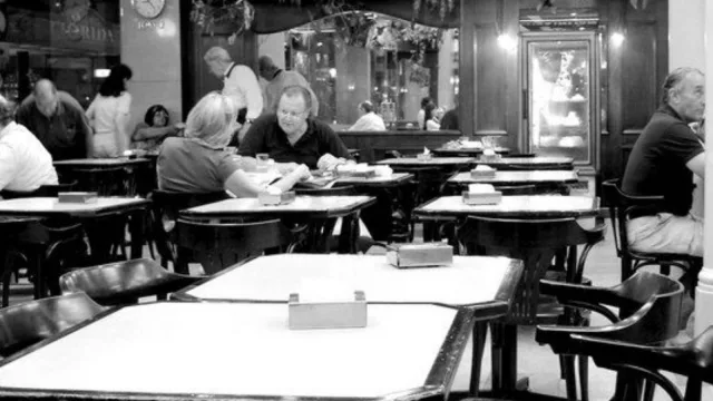 Una esquina con más de 142 años (Bar Facal invertirá en reformas, sin perder su esencia)