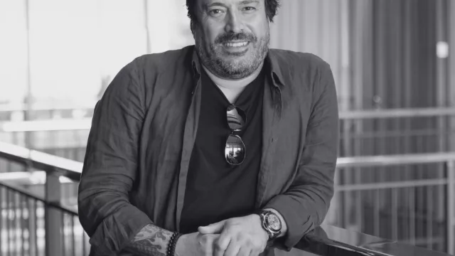 Almorzamos con Alejandro Ferreyra, Socio en Momo Arq