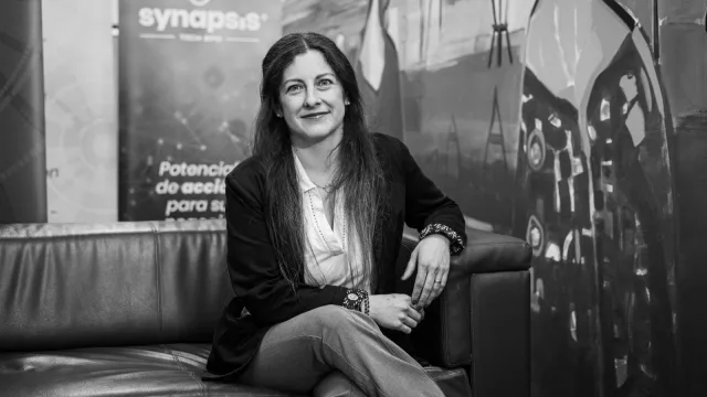 Laura Santa Ana - Operations Leader