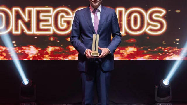 ¡Y el CEO del año fue para Diego Arrosa de Aeropuertos Uruguay! (y mirá quiénes se llevaron la Plata y el Bronce en esta categoría)