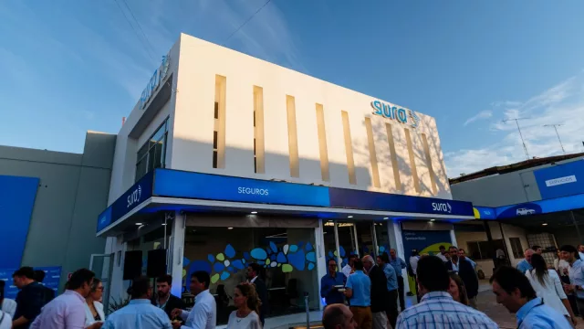 Echando una mano en el litoral norte (SURA abre centro de soluciones en Paysandú)