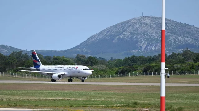 Un buen cruce de cordillera (Aeropuerto de Punta del Este recibió 1° vuelo de LATAM desde Chile)