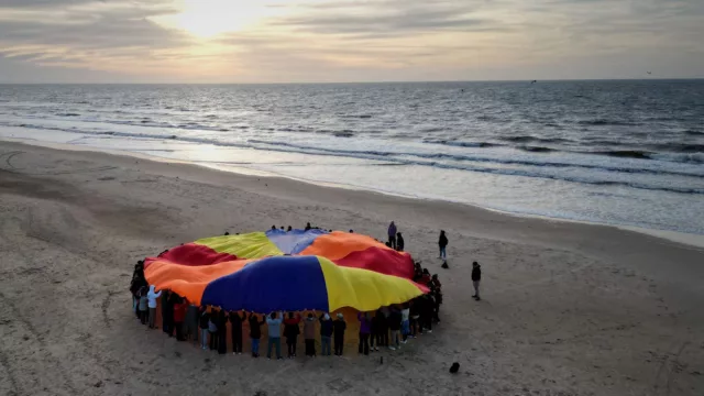 Car One hizo la gran Morosoli (niños de escuelas rurales conocieron el mar)