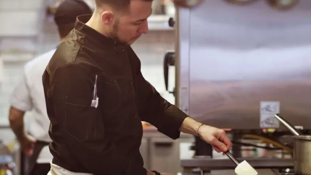 Trabajo en temporada de verano (¿qué anticipan los datos de la demanda?)