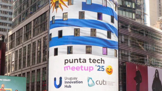 Uruguay vuelve a brillar en la pantalla de Times Square, en la previa de Punta Tech Meetup