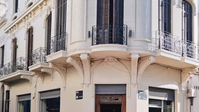 Un lugar para ir de copas… o medias copas (Ciudad Vieja tiene su Viti Bar de Vinos)