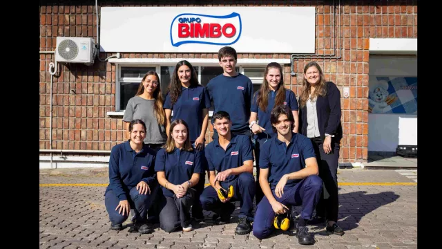 ¡Apoyo de oso! (Bimbo apuesta a que jóvenes universitarios sumen experiencia laboral)