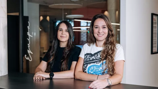 Carina Bueno, Directora Comercial y Lorena Larrosa, Gerencia de Ventas de Plus Ultra.
