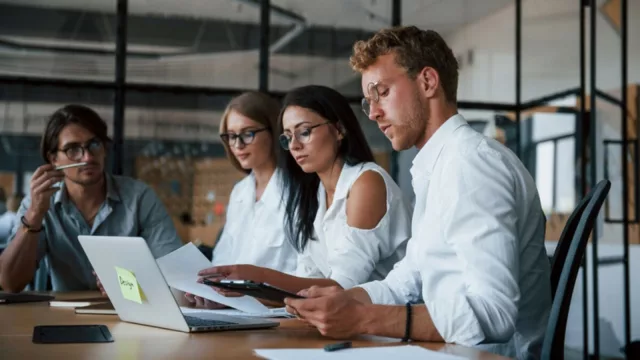 El futuro del trabajo en Uruguay: las empresas buscan el equilibrio entre modelos flexibles y esquemas presenciales