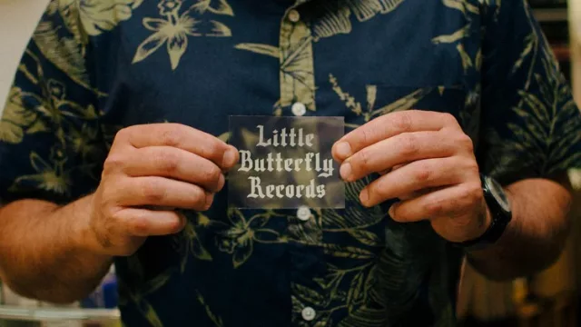 El negocio de editar discos desde Uruguay: cómo Little Butterfly Records hace girar vinilos al mundo