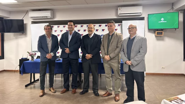 De izquierda a derecha: José Guerrero, Marcelo Perillo, Frank Torres, Jorge Colombo y Ariel bango