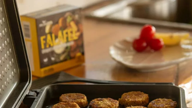 La marca Manitos de productos vegetarianos creció en producción y diversificación (ahora va por las grandes superficies)