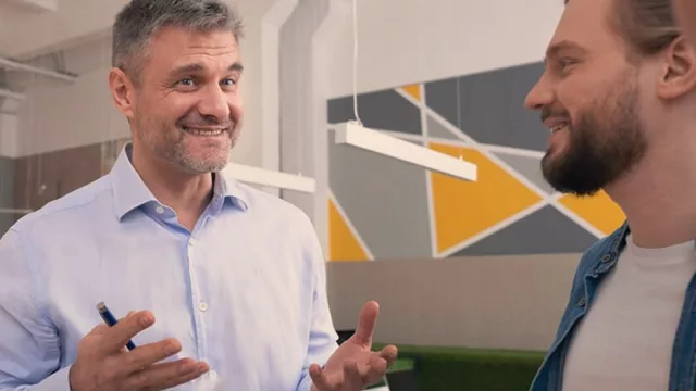 Señales de alarma en el entorno laboral: cuando el silencio dice más que mil palabras