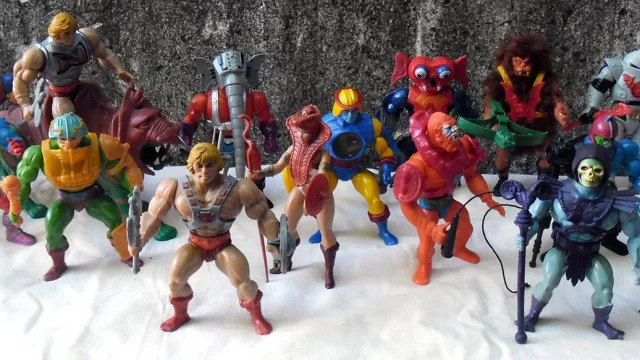 El kidulting mueve millones de dólares (comprar juguetes sin jugar, el fenómeno del coleccionismo de adultos)