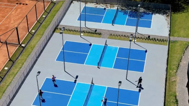 Pickleball llegó a Uruguay (y ya empezó a atraer a empresas y deportistas curiosos)
