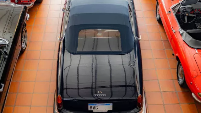 El negocio detrás de los clásicos sin impuestos: Signature Garage trae Ferraris millonarias a Maldonado (y mucho más)