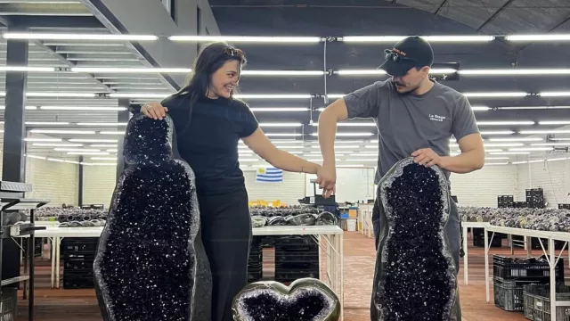 Le Stage Minerals va por las amatistas gigantes tras caída en el negocio de la ágata