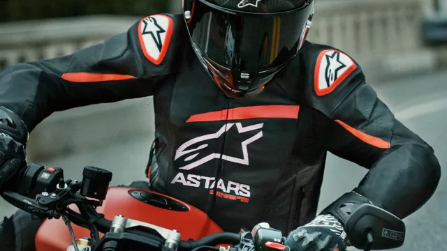 Los hermanos Pucciarelli estrenan casa matriz de Alpinestars en Uruguay