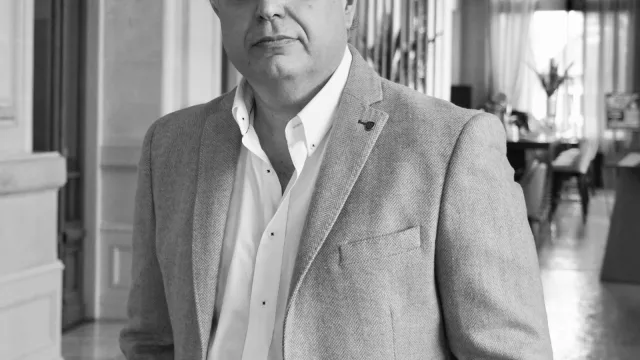 Almorzamos con Nelson Otormín, gerente comercial de Las Acacias