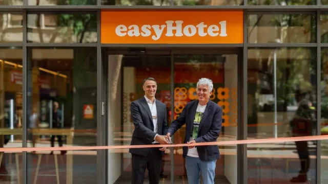 easyHotel inaugura su segundo hotel en Barcelona y prepara dos aperturas en Comunidad Valenciana en 2026