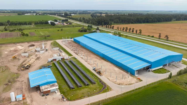 José Cujó avanza en proyectos estratégicos de construcción e infraestructura en Uruguay