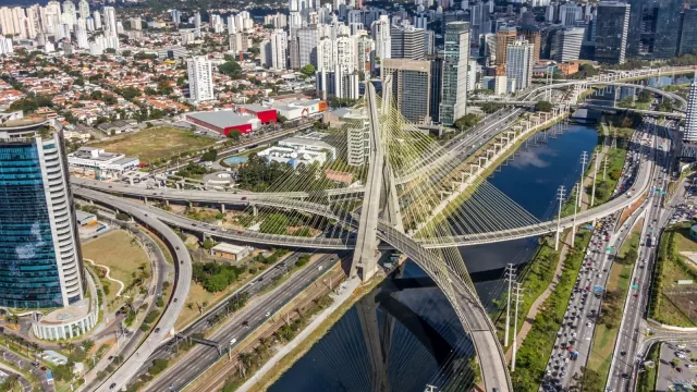 ¡InfoNegocios se va a Brasil! (para cubrir el lanzamiento regional de Jeep en Campos do Jordão)
