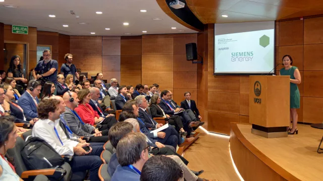 Buena energía (EE. UU. y Uruguay avanzan en acuerdos de colaboración en materia de renovables)