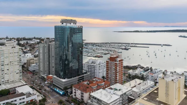 “Contra viento y marea…” y más también (WTC Punta del Este lleva un 30% de ocupación y busca posicionarse como hub tecnológico)