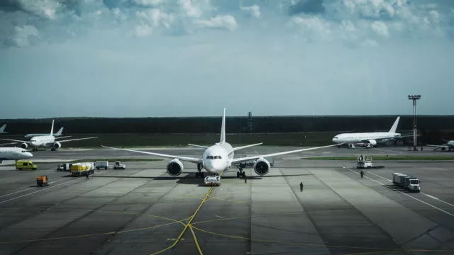 Carrasco cae bien (Aeropuertos Uruguay culmina el grueso de su obra de modernización de su sistema de aterrizaje con “impacto directo” en su eficiencia)