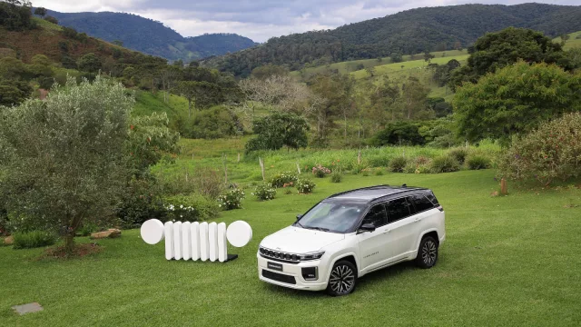 Jeep presentó el nuevo Commander en Brasil (y confirmó qué versiones llegarán a Uruguay)