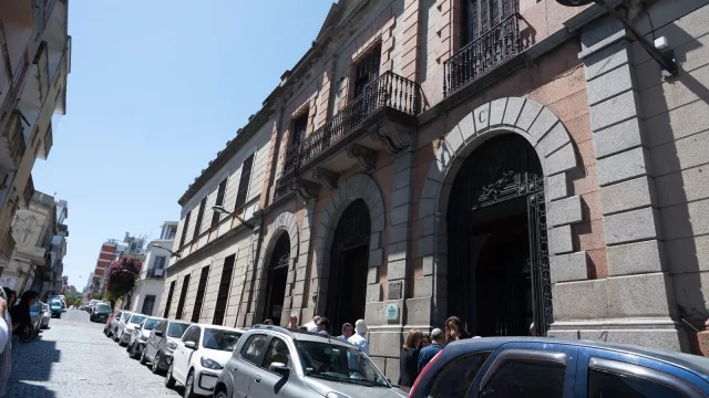 MVOT anunció llamados a privados para construir viviendas en Ciudad Vieja (el plan consiste en redensificar el barrio y recuperar viviendas abandonadas)