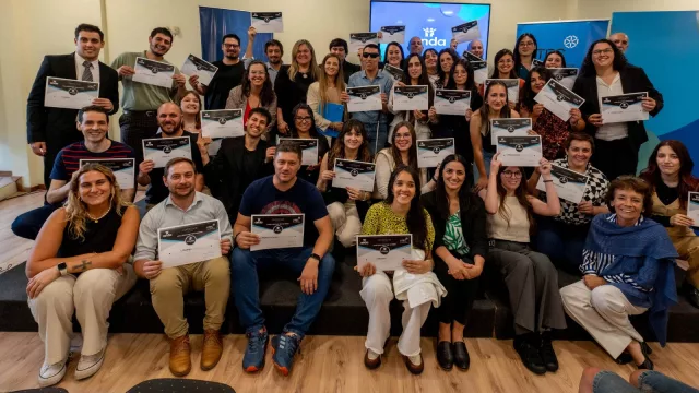 Ciberseguridad y desarrollo de software con IA (ANDA ofrece becas de estudio)