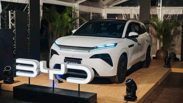 BYD presentó en Manantiales su nuevo SUV super híbrido ATTO 8 y reafirmó su liderazgo en el mercado uruguayo