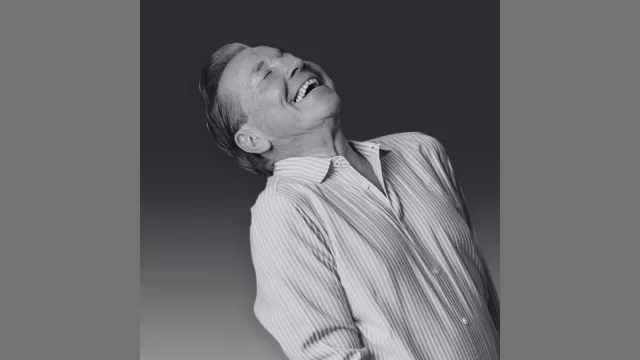 Iluminado y eterno (Montaner vuelve a Montevideo con “El último regreso”)