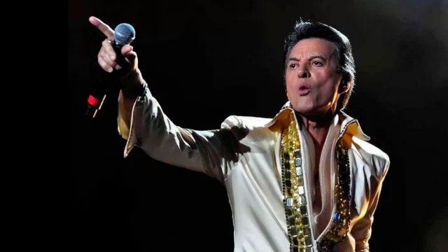 El rey vuelve al escenario (Palito Ortega llega a UY con “Un muchacho como yo”)