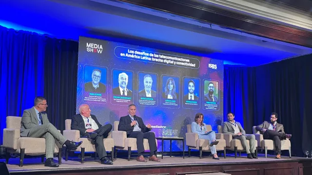 La importancia de mejorar las condiciones de competencia (Claro en el Media Show UY)