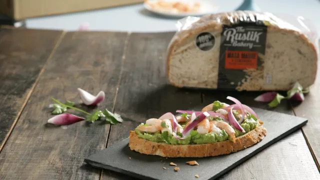 “Revalorización del pan artesanal” (The Rustik Bakery llegó a Uruguay con un producto de fermentación lenta, que alcanza las 12 horas)