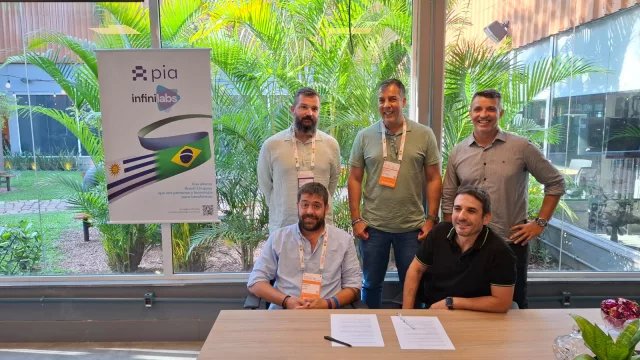 RecruitIA en portugués (la startup uruguaya de selección de personal MeetPia desembarca en Brasil de la mano de Infinilabs)