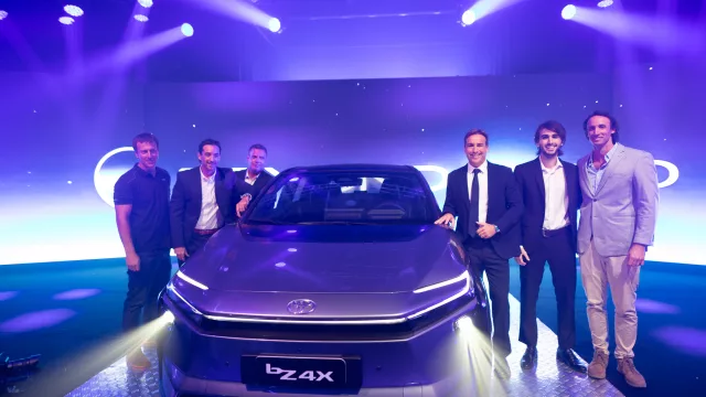Toyota es garantía (la marca lanzó el bZ4X en Uruguay, su primer vehículo 100% eléctrico de origen japonés)