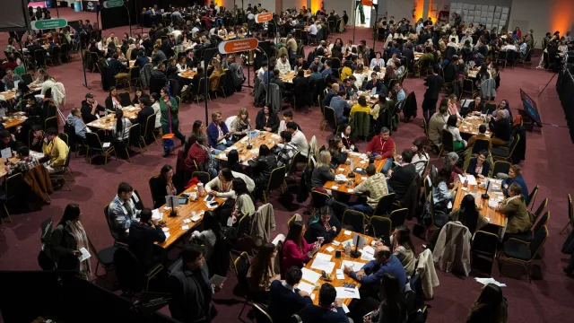 Menos charlas de inspiración y más acción concreta (MEGA Experiencia Endeavor vuelve renovado)