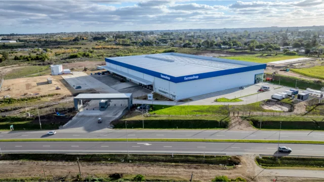 Zentra es sinónimo de logística de Farmashop (con una inversión de US$ 18 millones la cadena inauguró su nuevo parque logístico en Canelones)