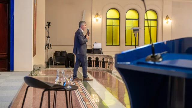 Humanidad aumentada (de qué manera se gestiona el liderazgo y la estrategia en la era de la IA)